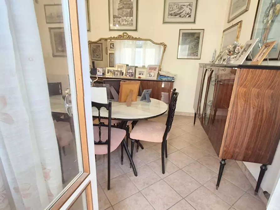 Immagine 32 di Appartamento in vendita  a Viareggio