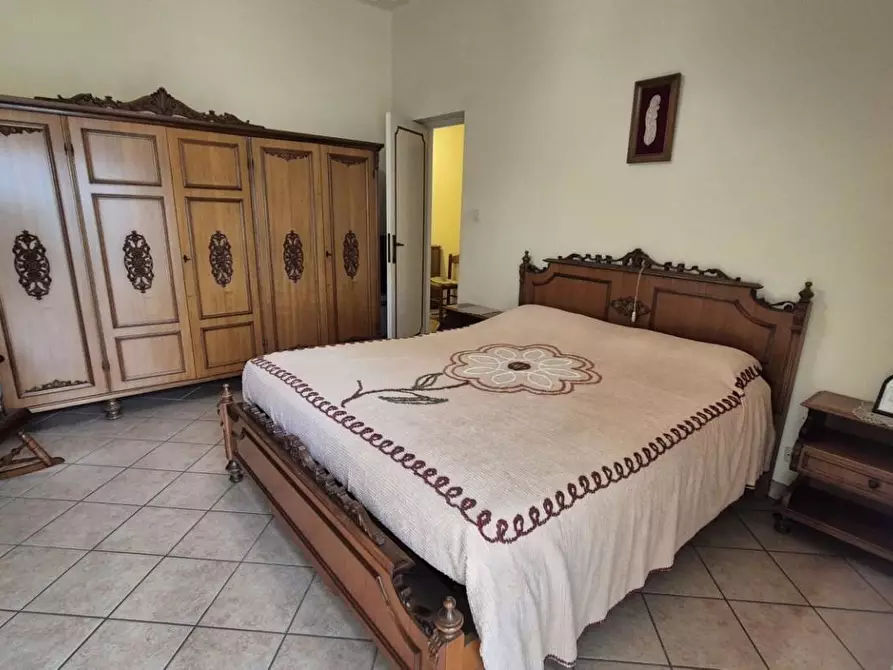 Immagine 81 di Appartamento in vendita  a Viareggio