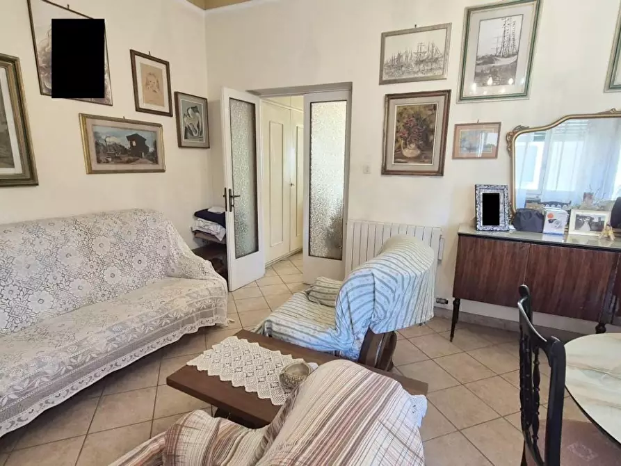 Immagine 37 di Appartamento in vendita  a Viareggio