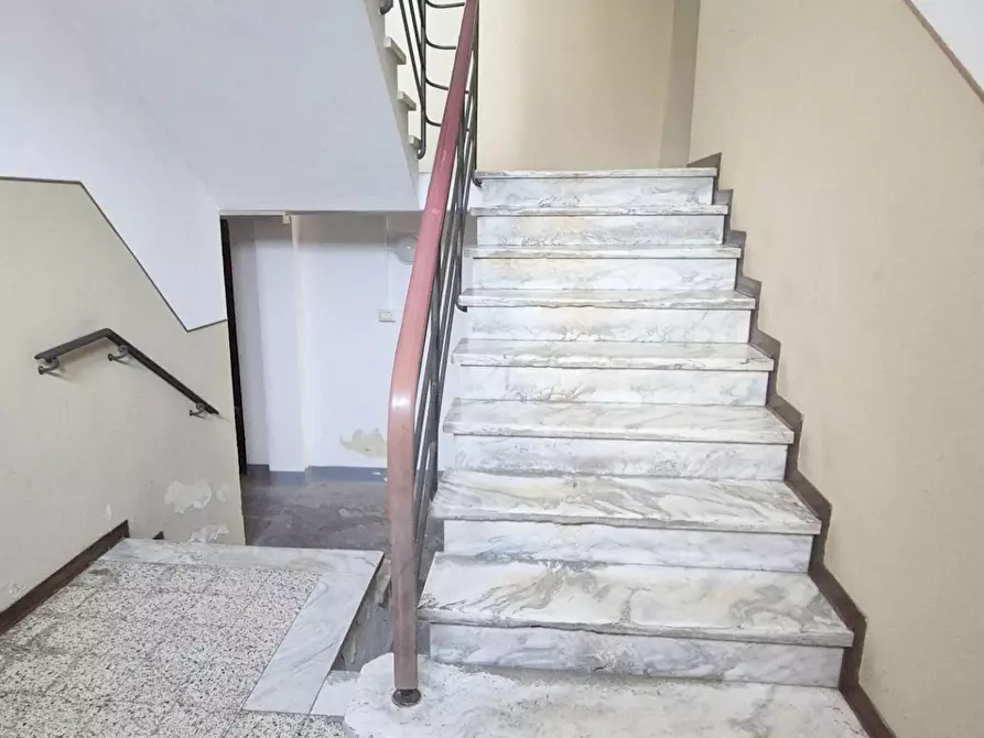 Immagine 92 di Appartamento in vendita  a Viareggio