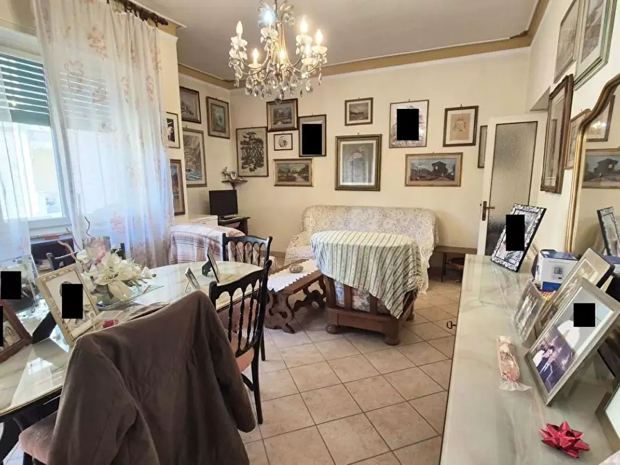 Immagine 23 di Appartamento in vendita  a Viareggio