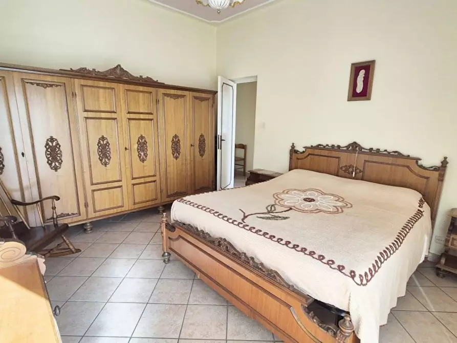 Immagine 82 di Appartamento in vendita  a Viareggio