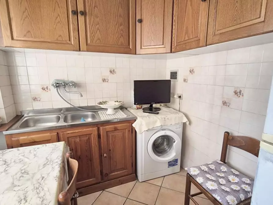 Immagine 5 di Appartamento in vendita  a Viareggio