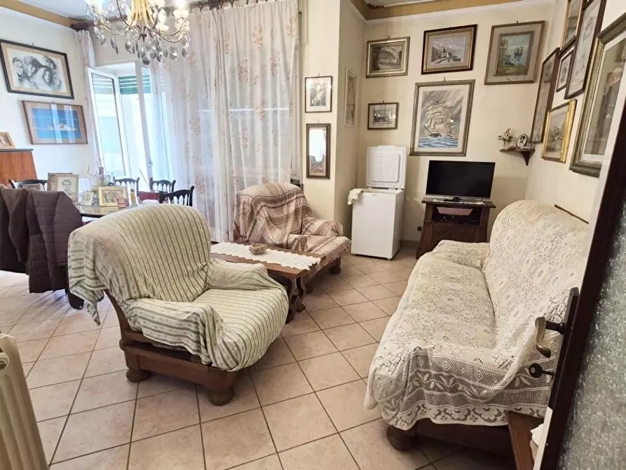 Immagine 19 di Appartamento in vendita  a Viareggio