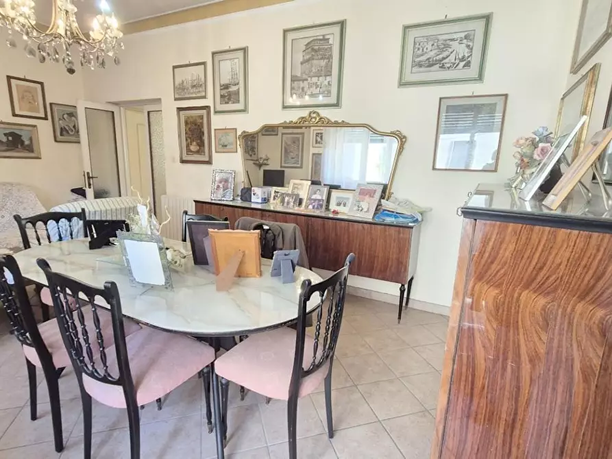 Immagine 33 di Appartamento in vendita  a Viareggio