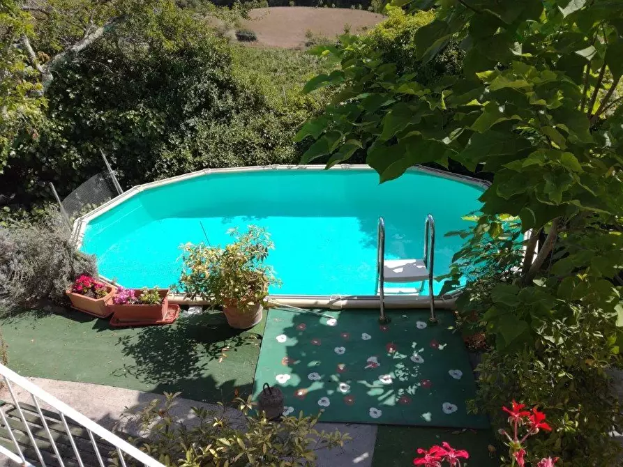 Immagine 3 di Villetta a schiera in vendita  a Siena