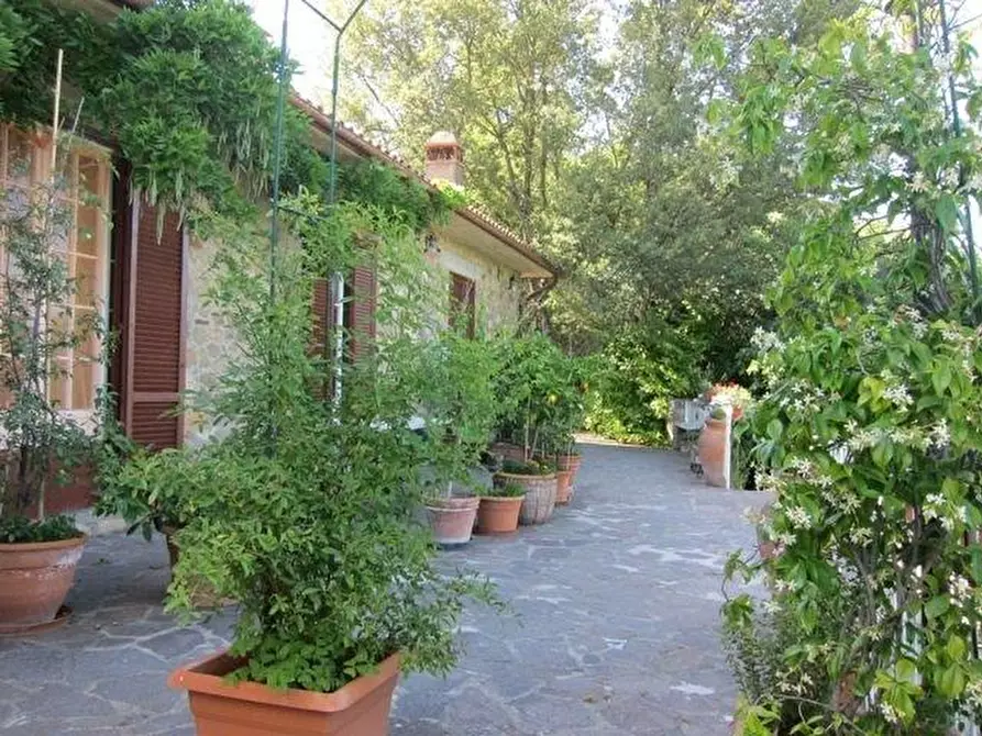 Immagine 20 di Villetta a schiera in vendita  a Siena
