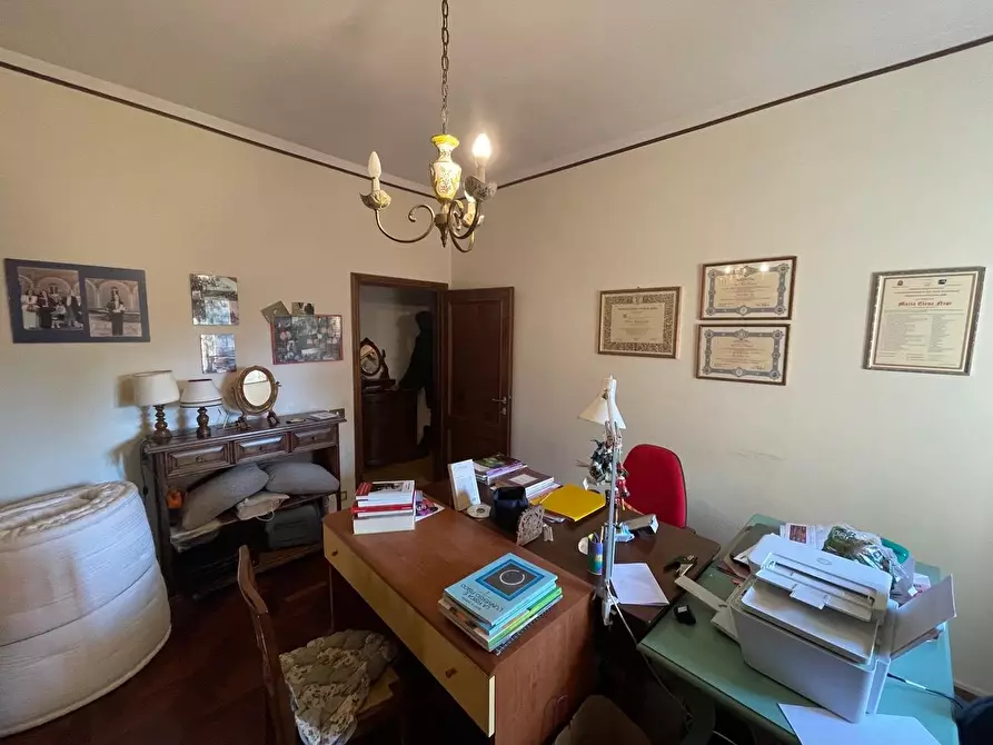 Immagine 22 di Casa colonica in vendita  a Siena
