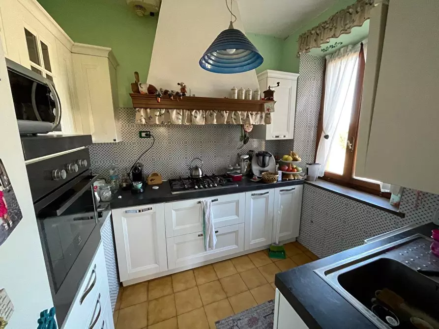 Immagine 71 di Casa colonica in vendita  a Siena