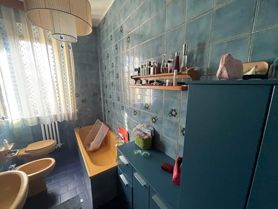 Immagine 40 di Casa colonica in vendita  a Siena