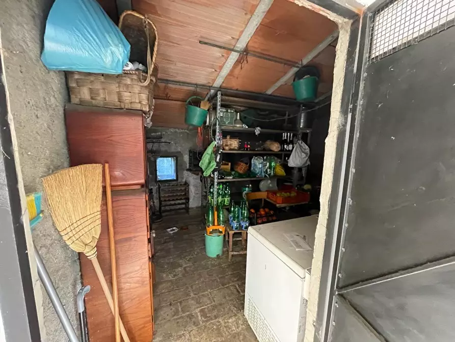Immagine 81 di Casa colonica in vendita  a Siena