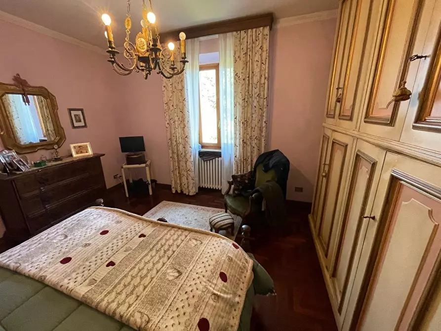 Immagine 57 di Casa colonica in vendita  a Siena