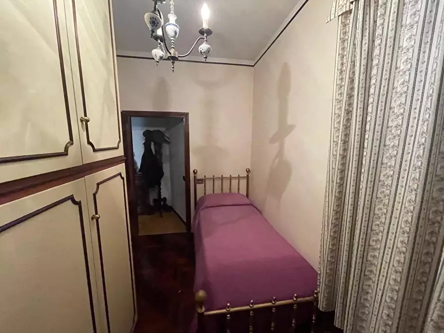 Immagine 18 di Casa colonica in vendita  a Siena