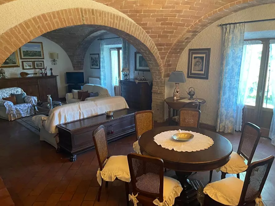 Immagine 31 di Casa colonica in vendita  a Siena