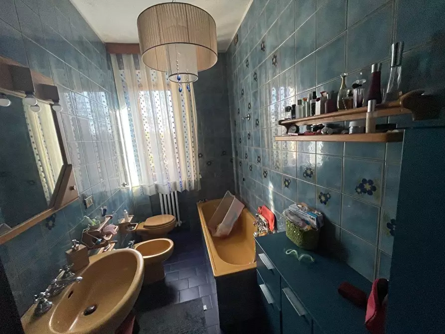 Immagine 39 di Casa colonica in vendita  a Siena