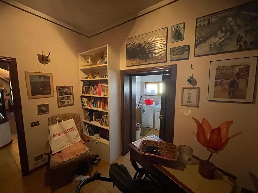 Immagine 28 di Casa colonica in vendita  a Siena
