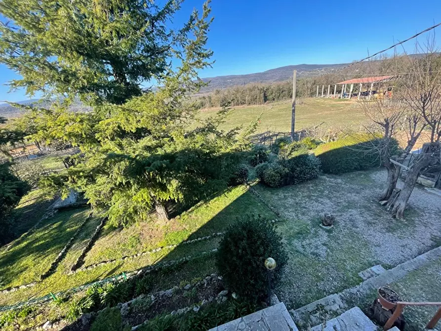 Immagine 60 di Casa colonica in vendita  a Siena