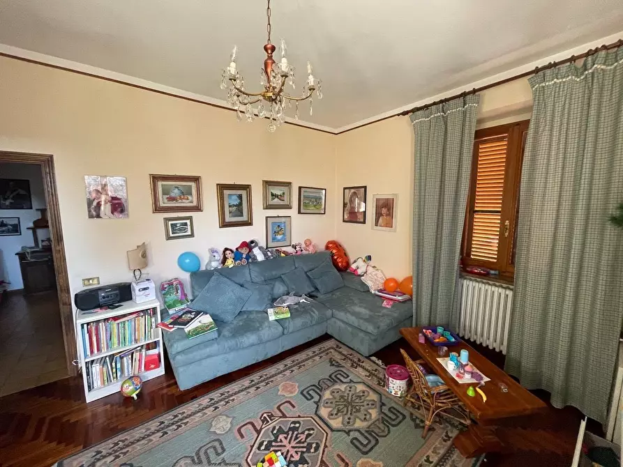 Immagine 37 di Casa colonica in vendita  a Siena