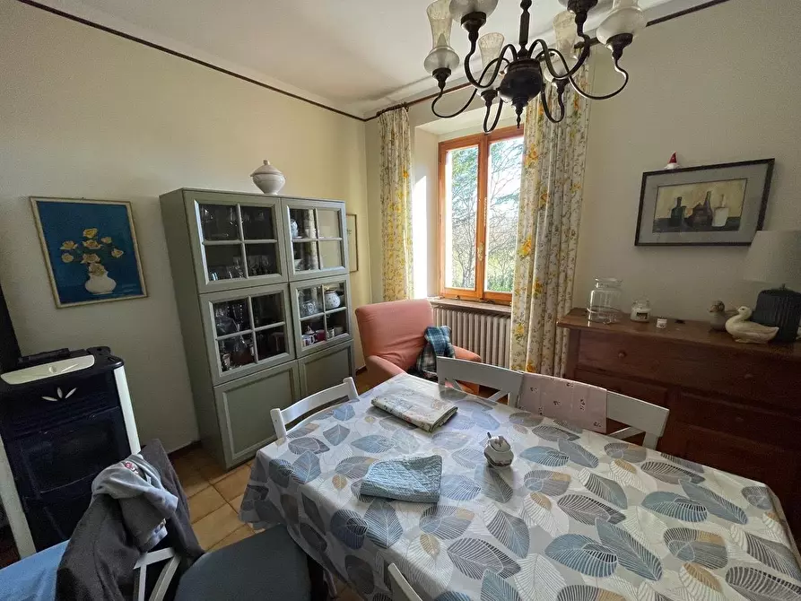 Immagine 65 di Casa colonica in vendita  a Siena