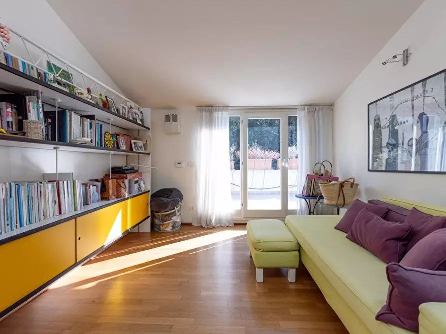 Immagine 21 di Mansarda in vendita  a Pisa