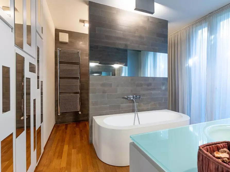 Immagine 15 di Mansarda in vendita  a Pisa