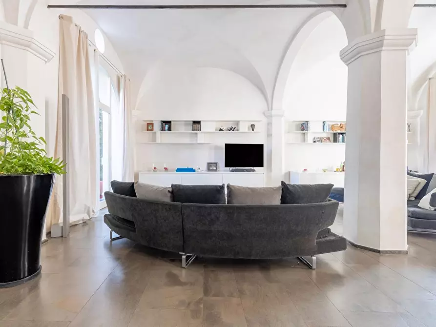 Immagine 8 di Mansarda in vendita  a Pisa