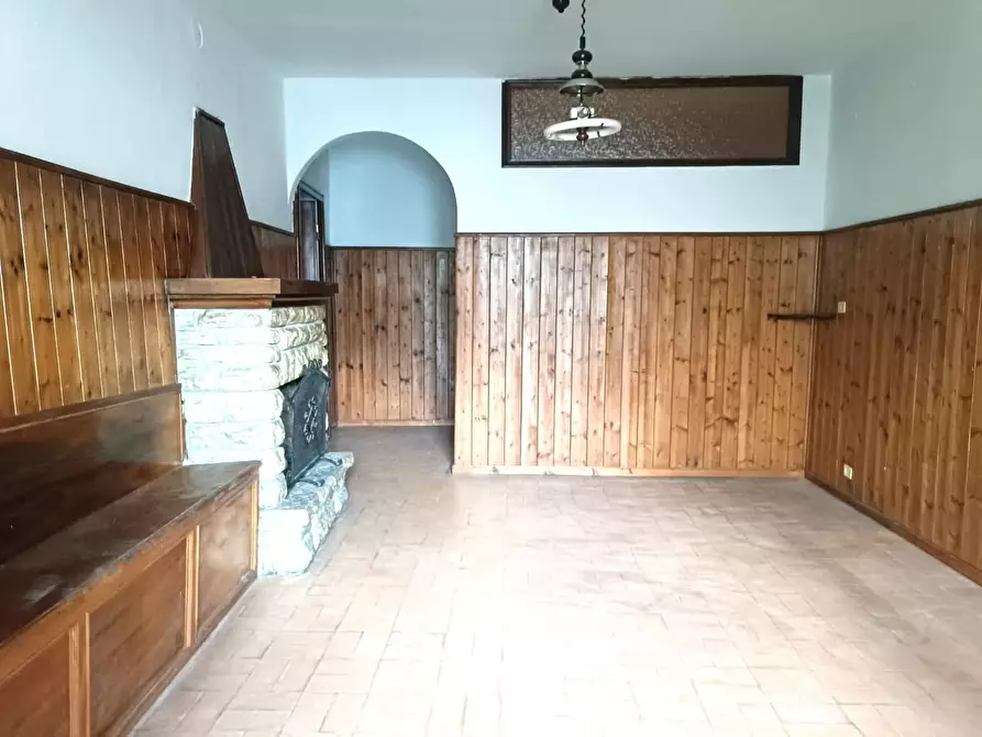 Immagine 7 di Appartamento in vendita  a Barga