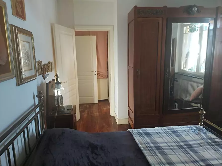 Immagine 14 di Villa in vendita  a Massa