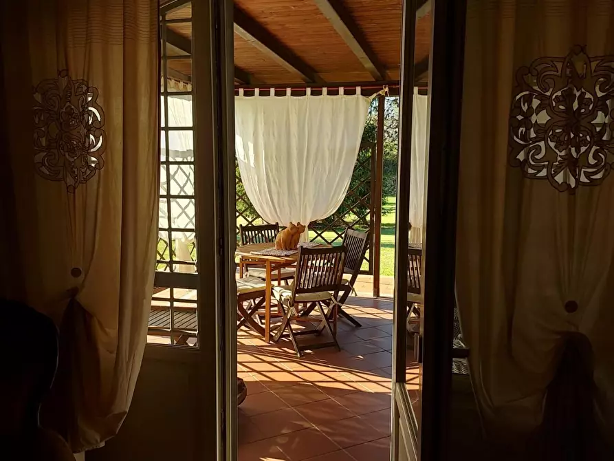 Immagine 31 di Villa in vendita  a Massa