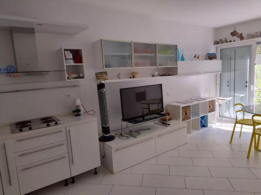 Immagine 2 di Appartamento in vendita  a Bibbona