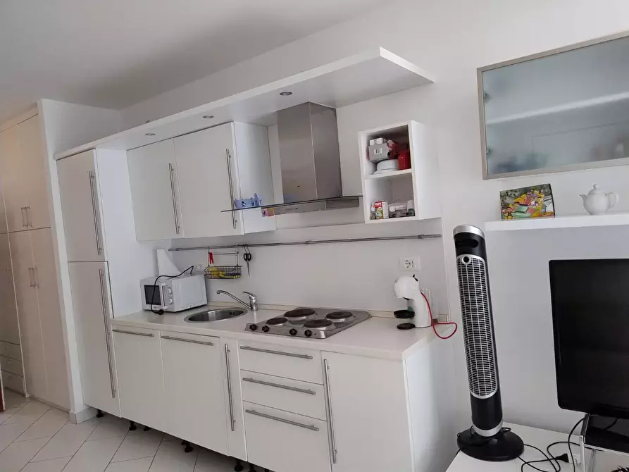 Immagine 3 di Appartamento in vendita  a Bibbona