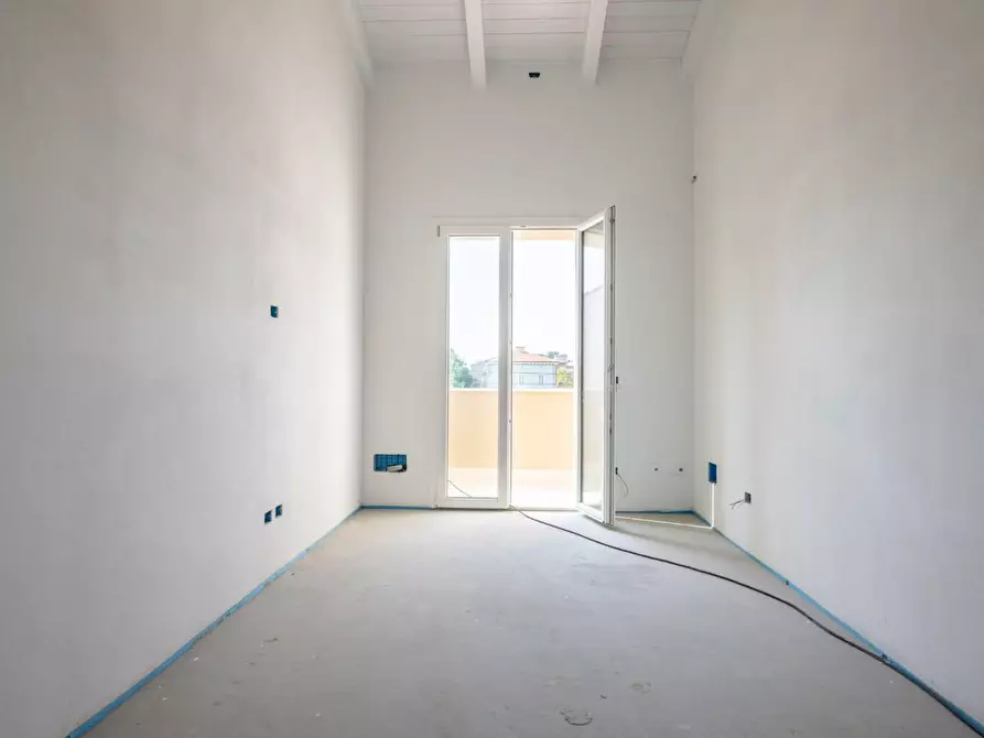 Immagine 4 di Appartamento in vendita  a Cascina