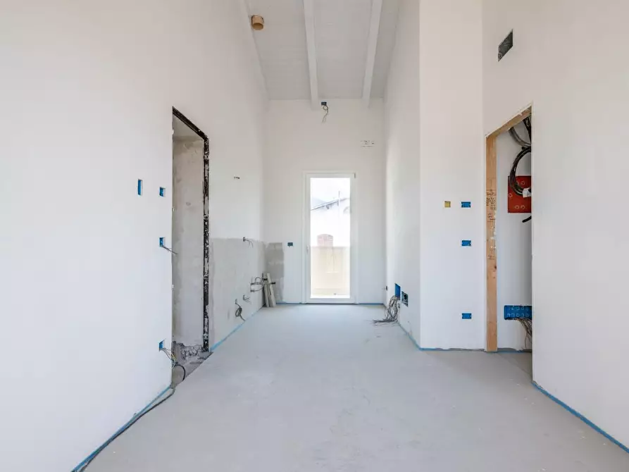 Immagine 5 di Appartamento in vendita  a Cascina