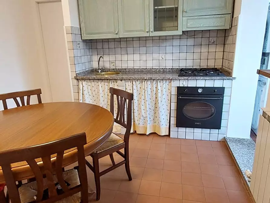 Immagine 6 di Appartamento in affitto  a Pisa