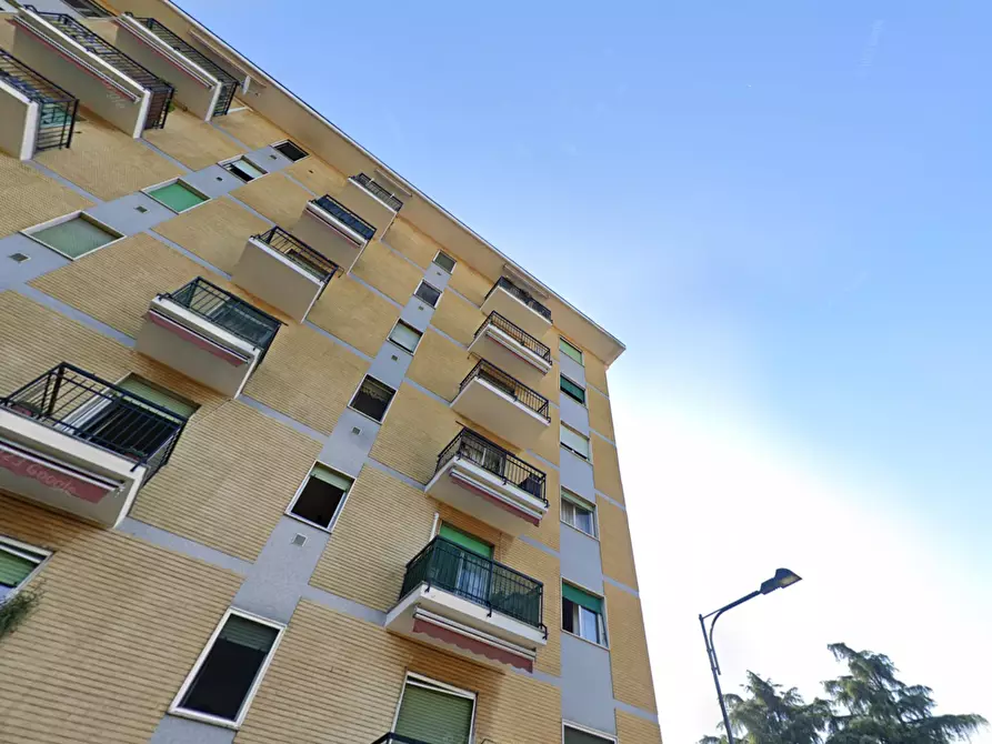 Immagine 11 di Appartamento in vendita  a Cinisello Balsamo