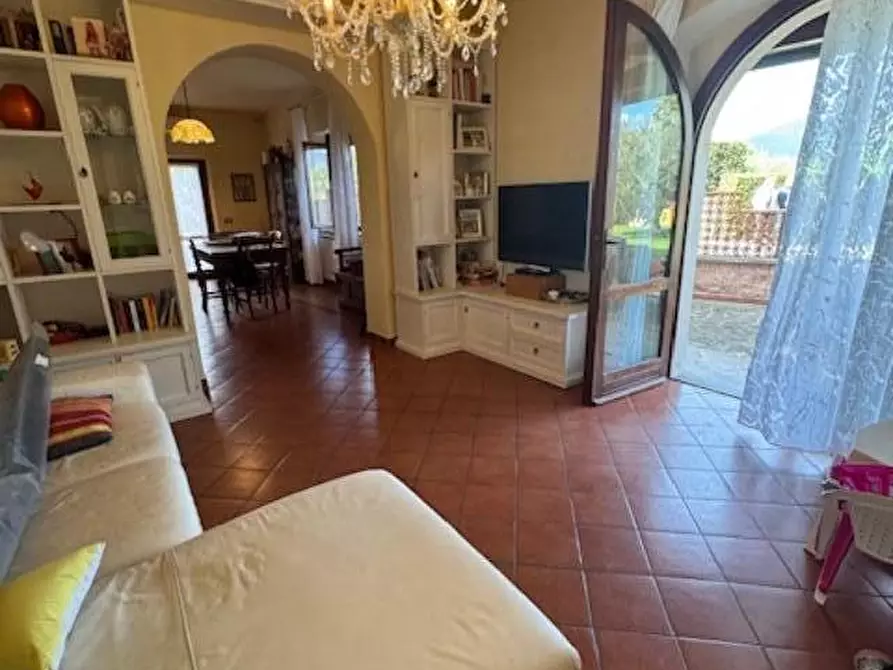 Immagine 9 di Appartamento in vendita  a Cascina