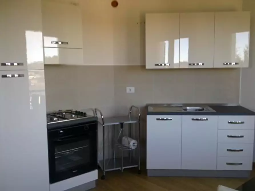 Immagine 5 di Appartamento in vendita  a Siena