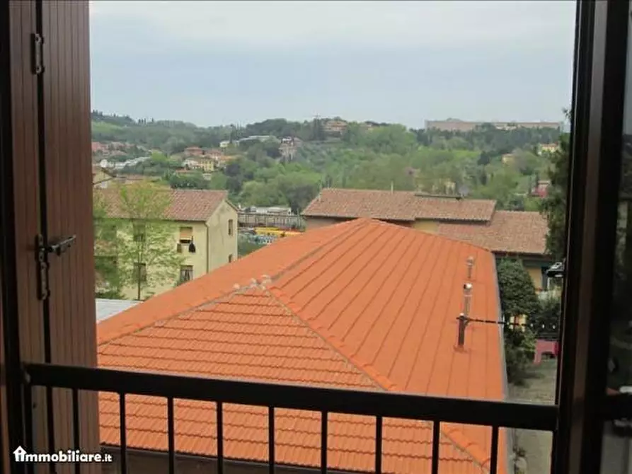 Immagine 10 di Appartamento in vendita  a Siena