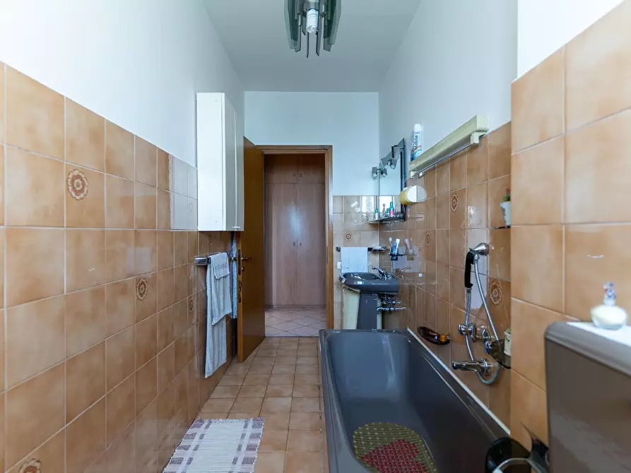 Immagine 34 di Appartamento in vendita  a Firenze