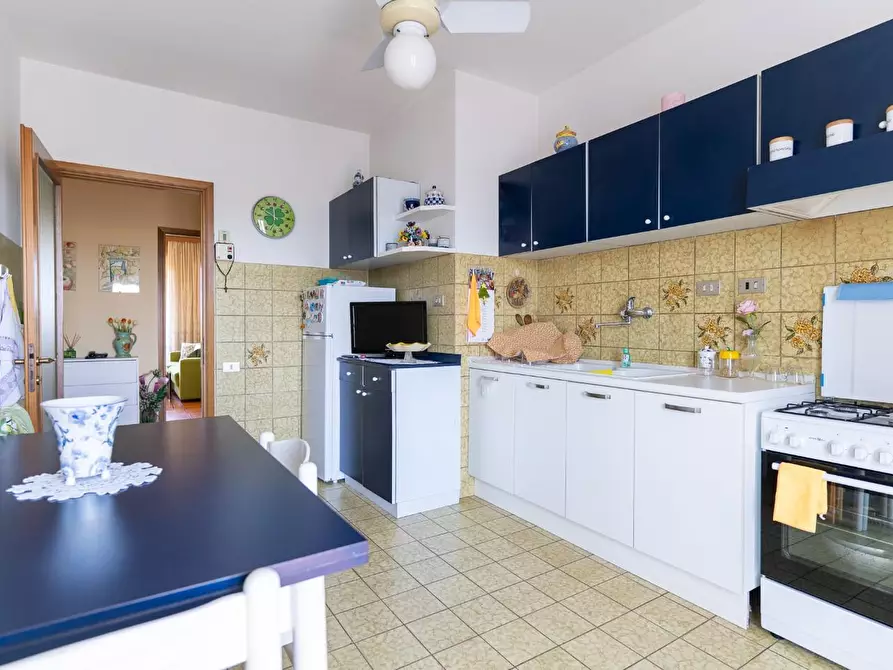 Immagine 13 di Appartamento in vendita  a Firenze