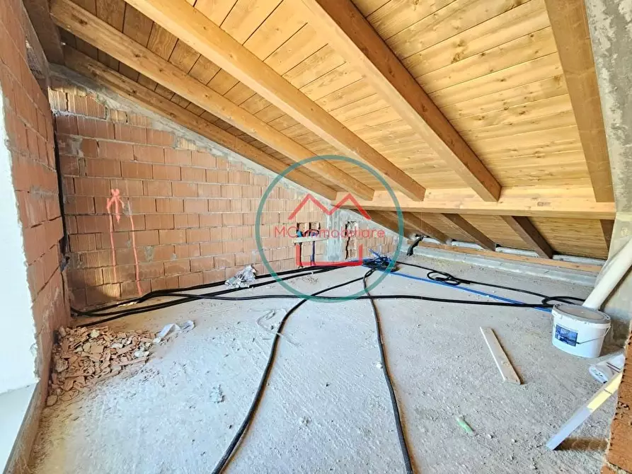 Immagine 13 di Villetta a schiera in vendita  a Uzzano