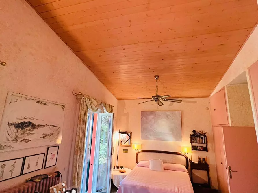 Immagine 27 di Villa in vendita  a Castagneto Carducci