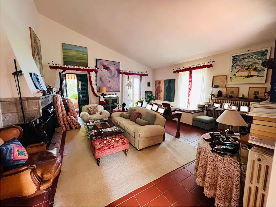 Immagine 15 di Villa in vendita  a Castagneto Carducci