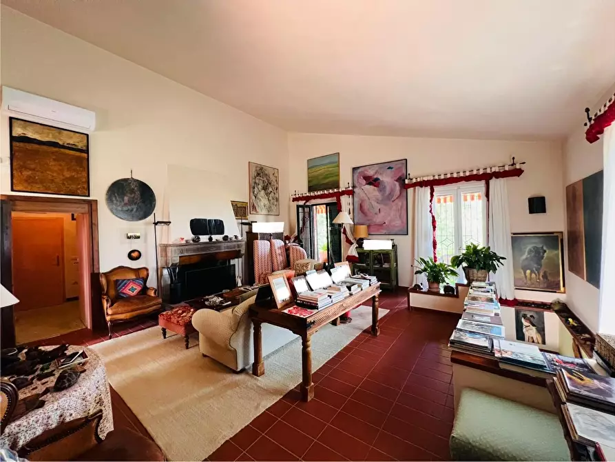 Immagine 16 di Villa in vendita  a Castagneto Carducci