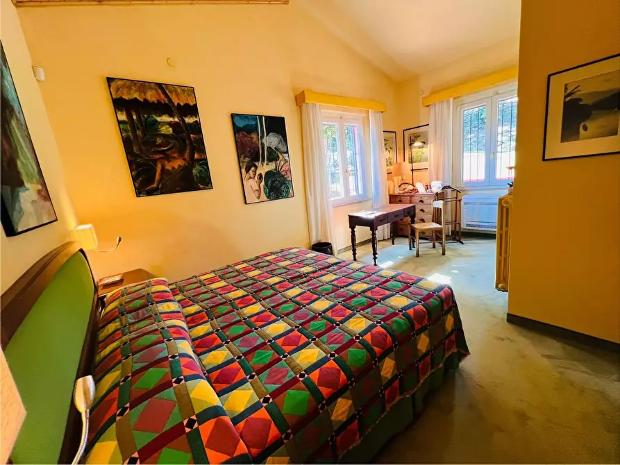 Immagine 31 di Villa in vendita  a Castagneto Carducci