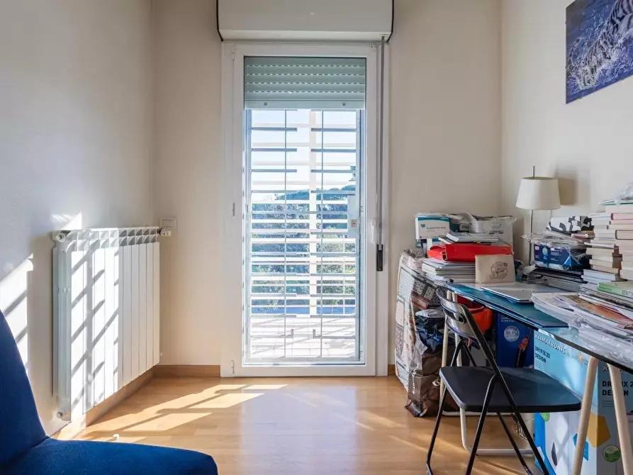 Immagine 10 di Mansarda in vendita  a Camaiore