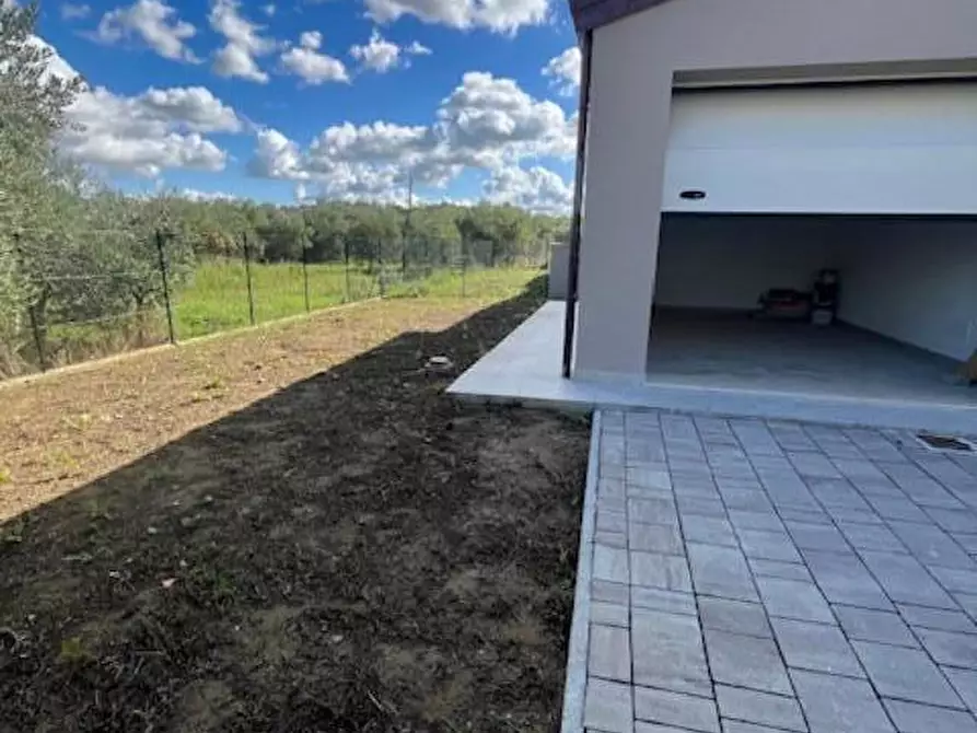 Immagine 3 di Casa quadrifamiliare in vendita  a Pontedera