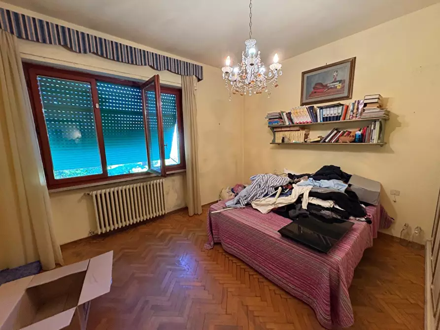 Immagine 25 di Villa in vendita  a Lucca