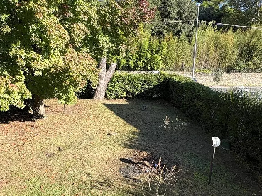 Immagine 20 di Villa in vendita  a Lucca