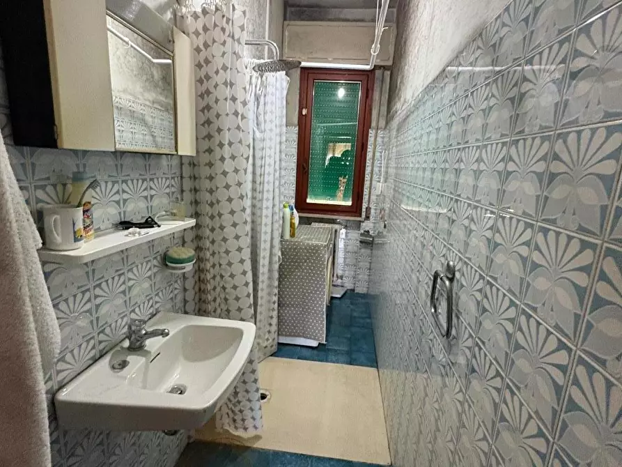 Immagine 24 di Villa in vendita  a Lucca